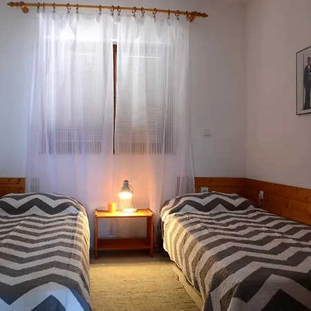 Stupavsky Пакоштане